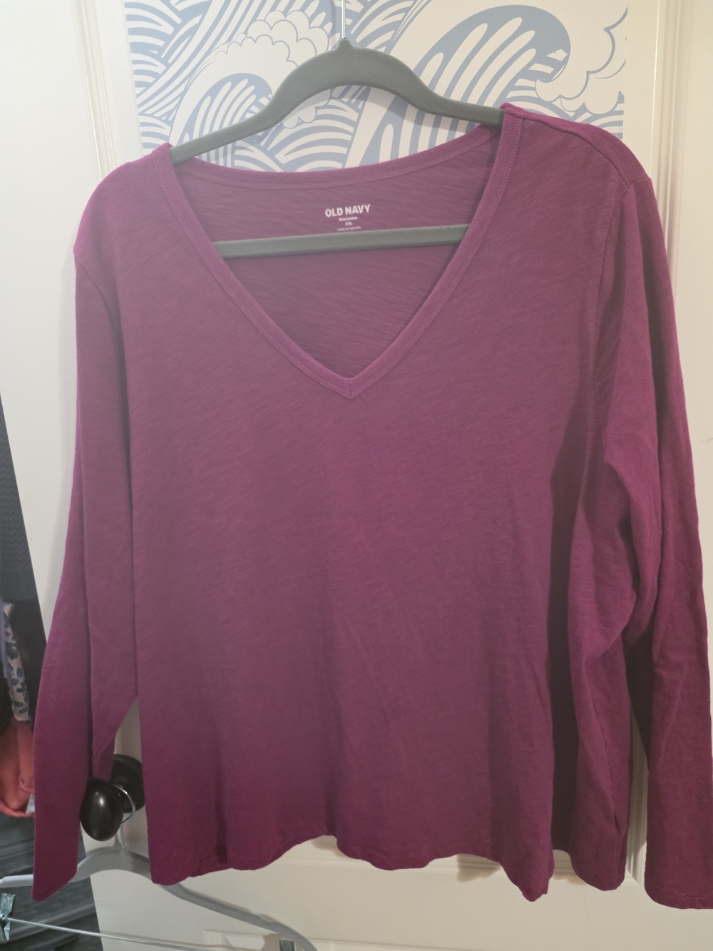 Old Navy Long Sleeve V-Neck Top - Berry